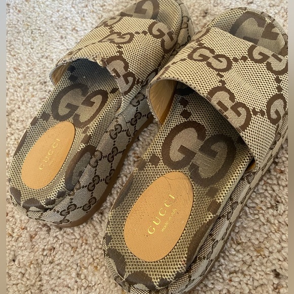 Gucci Platform Slide Sandal - Picture 2 of 4